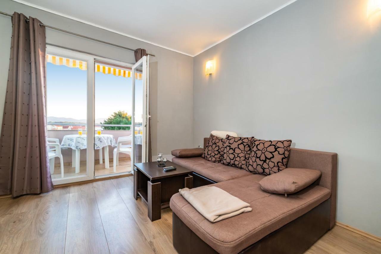 Apartment Adrian Biograd na Moru Kültér fotó